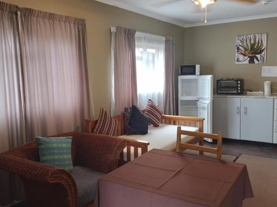 Port St Johns River Lodge Port Saint Johnʼs Εξωτερικό φωτογραφία